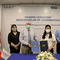 Signing Ceremony - Memorandum of Cooperation between Broward Vietnam and B.H.M.S. Switzerland